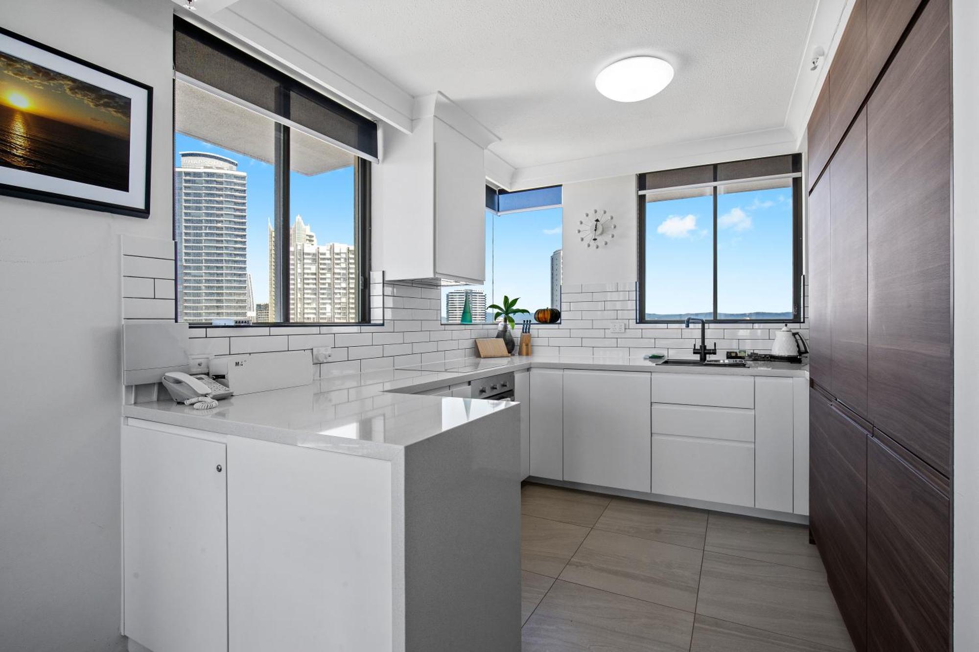 Capricorn One Beachside Holiday Apartments - Official Gold Coast Eksteriør billede