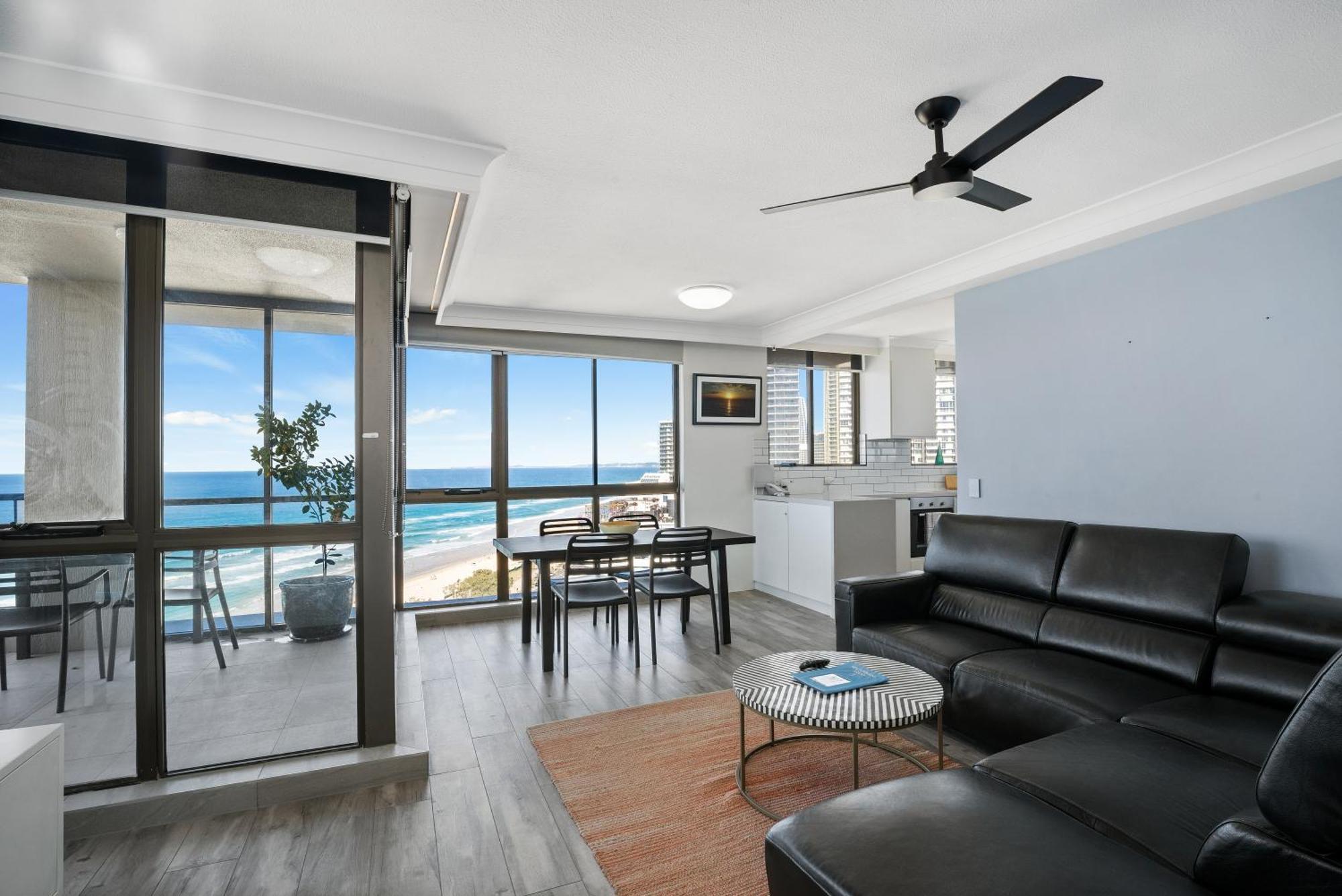 Capricorn One Beachside Holiday Apartments - Official Gold Coast Eksteriør billede