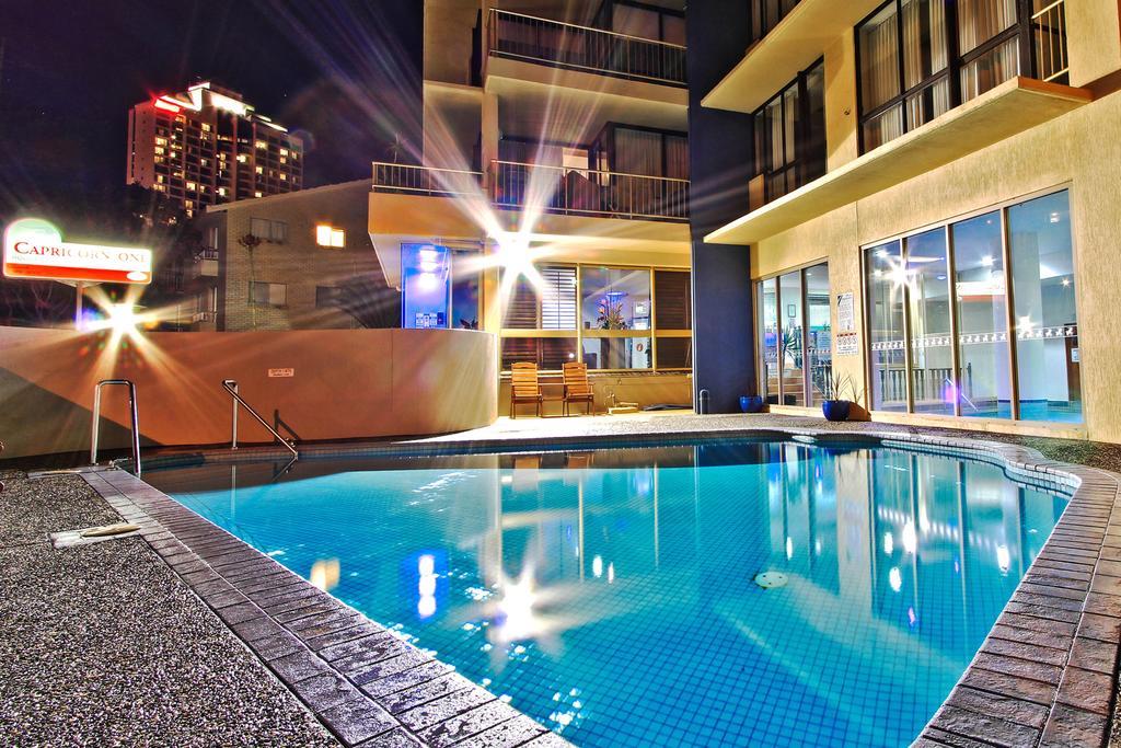 Capricorn One Beachside Holiday Apartments - Official Gold Coast Eksteriør billede